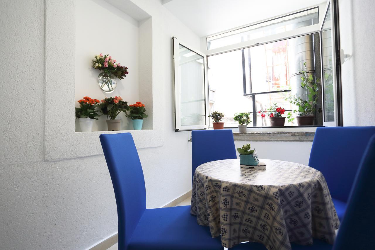 Old Town 2 Apartman *